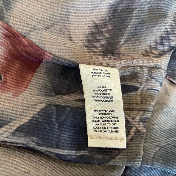 Soft Surroundings Tea Garden Asymmetrical Topper Floral Cardigan Sz PM - Picture 10 of 12